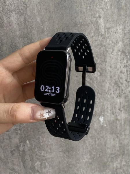 Slicon Bandle de silicone pour Xiaomi Band 8 Pro Remplacement Sport Sport Watch Band pour Mi Band 8 Pro NFC Correa Bracelt Magnetic Wrist Accessoires