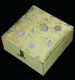 Boîtes-cadeaux de bijoux en brocart en soie