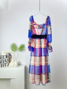 Zijde gedrukte middellange slanke montage jurk