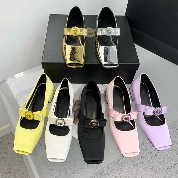 Satén de seda Zapatos de vestir de tacón bajo Sandalias Bowtie Slip-on Peep Toes Zapatos Suela de cuero Zapatos de ballet Diseñador de lujo Zapatos planos para mujer 35-42 con caja