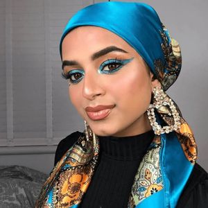 Écharpe en soie Scarft-tops pour femmes Vintage Four Seasons Hair Scarve 9090cm Hijab Foulard Iuxe Bandana Femme Headscarf 240429