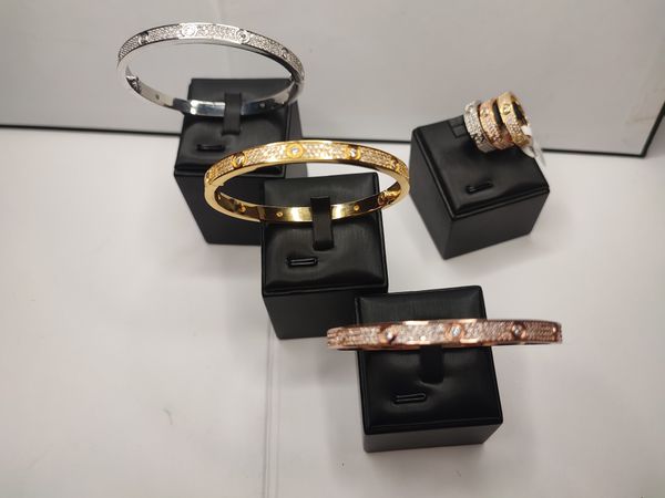 plata oro Brazalete elegante Pulseras de trébol conjunto Moda completa Joyas de diamantes para hombres Mujeres novia Pareja Fiesta Boda Regalos cotidianos Calidad fresca