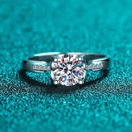 Argent 1 excellent test de diamant coupé passé d couleur haute clarté anneau de tête de vache 925 bijoux femelle mariage 240412
