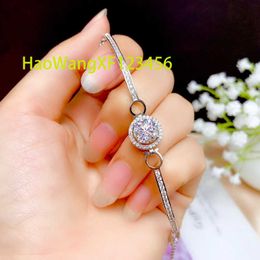 Silver 925 original 1-2 ct redondo Excelente cortes D Color Pass Diamond Test Moissanite Beads Pulsera Mujeres Joyas de boda clásica