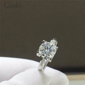 Zilver 925 Origineel 2 8 mm briljante gesneden diamanten test voorbij d kleur koe head trouwring vrouwen edelsteen sieraden240412