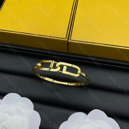 Bracelet en argent Bracelet de créateur pour hommes Diamants de luxe F Bijoux Vintage Or Lettres entrelacées Anneaux de poignet Bracelets Femmes Bracelets ouverts Couples avec boîte -3