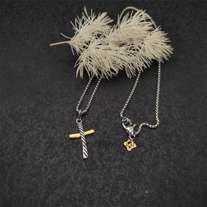 Boîte en argent rétro chaîne créateur de mode luxe pendentif colliers croix haute qualité or classique collier match quotidien