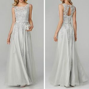 Zilveren bruidsmeisje jurken Boheemse juweel mouwloze vloer lengte lange tule bruiloft gasten meid van eer jurken met applique en kralen