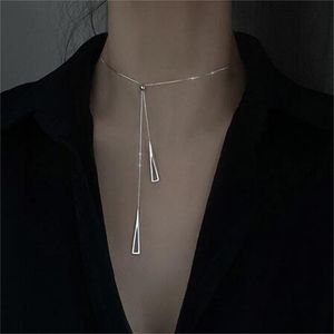Zilveren kleur driehoek hanger ketting vrouwelijke eenvoudige sleutelbeen ketting elegante temperament geschenk sieraden gc1921