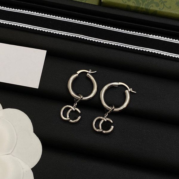 Boucles d'oreilles de styliste couleur argent pour femmes, pendentif lettre G, cerceaux de fiançailles en laiton tendance de luxe, vente en gros avec sac à poussière