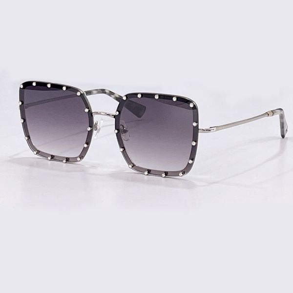 Lunettes de soleil carrées ombrées gris argent avec pierres cloutées femmes 2052 lunettes de soleil lunettes de protection UV400 extérieures avec boîte