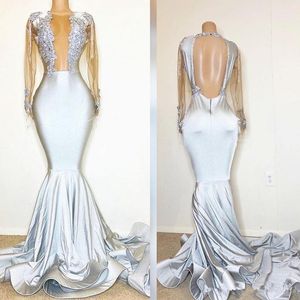 Zilveren lange mouwen avondjurken illusie lijfje plunging v juweel nek zeemeermin sweep trein kant applique spandex prom feestjurk