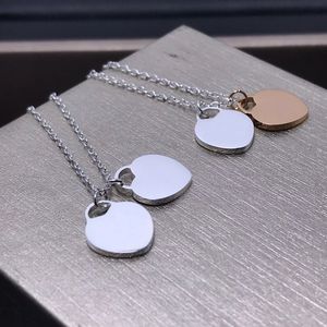 Argent Amour Pendentif Colliers Pour Femmes Designer De Luxe Bijoux Chaînes En Or Rose Collier Newklace Accessoires De Fête De Mariage 22061404R