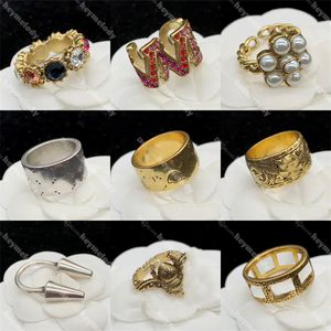Designer Silver Love Ring Men Femmes Bijoux en or pour les amants Couple-sonnerie Cadeau