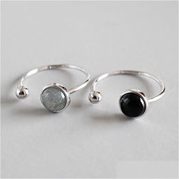 Plata Nuevo estilo simple 925 Sterling Sier Cuentas redondas Ágata negra Piedra lunar Anillos de tamaño abierto para mujer Declaración Anillo ajustable Dro DH8YA