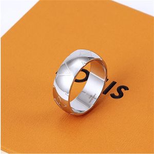 Anillo de plata Clásico Diseñador de alta calidad Anillo de flores de oro Joyería de moda Pareja de hombres y mujeres Anillo abierto Regalo del día de San Valentín