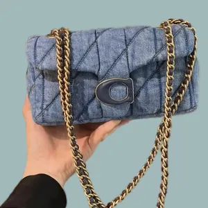 Eenvoudige 10a designertas effen gladde denim gewatteerde tabby 26 grote capaciteit luxe schoudertassen voor dames sacoche elegante zacht vergulde gouden sling bag topkwaliteit xb153 C4