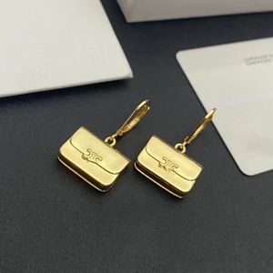 Eenvoudig 18K verguld 925 zilver Luxe merkontwerpers CE Letters Stud Earring Geometrisch Beroemde vrouwen Koperen hoepeloorbellen Bruiloftsfeest Sieraden Terug Stempel