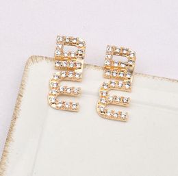Eenvoudige 18K vergulde luxe ontwerpers bengelen letters stud 925 zilveren geometrische vrouwen Crystal Rhinestone Long Earring 2 Color
