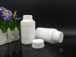 Eenvoudige 250 ml plastic fles fabriek directe chemische kruik HDPE witte lichtdichte vloeibare reagens pitcher verdikt
