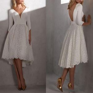 Robe de mariée simple A-Line High Low avec manches coiffées longueur genou ivoire satin dentelle robes de mariée sexy col en V dos nu robe courte de Mariee