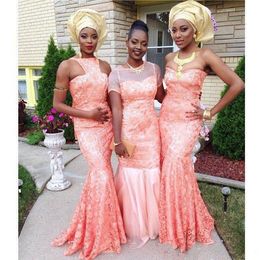 Eenvoudige Afrikaanse nieuwste zeemeermin kant koraal bruidsmeisje jurken verschillende stijlen sexy bruiloft gasten jurk Afrikaanse Nigeriaanse kant jurk V38