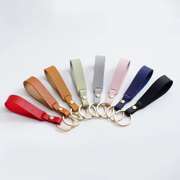 Porte-clés de voiture simples et créatifs, style INS, pendentifs pour hommes, porte-clés de couleur pure en PU pour femmes, pendentif de sac