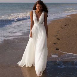 Eenvoudige Backless Strand Trouwjurk 2024 Witte V-hals Sexy Mouwloze Plooien Zomer Bridal Partij Jassen Boho Vestidos De Novia