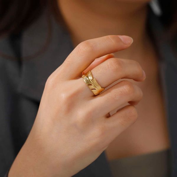 Rings de hojas de plátano simples anillos abiertos para mujeres Ring de joyas de acero inoxidable de color de oro