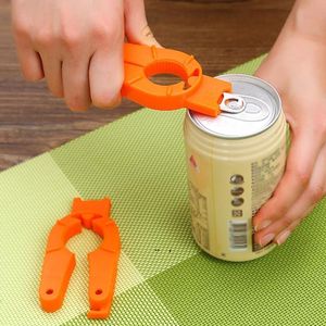 Simple Beverage Beer Opener Portable Outdoor Openers Camping Party Multi-Function plastic Hanging Openper Bar Kitchen Tools GCB16292