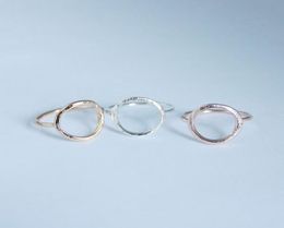 Eenvoudige geborstelde zilveren kleur karma cirkel ringen voor dames trendy ronde feest trouwband sieraden duurzame ringen Bijoux r0272797688