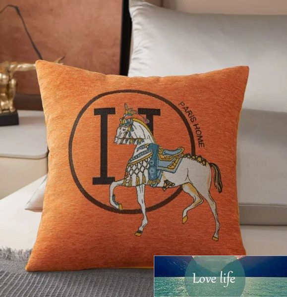 Coussin simple/oreiller décoratif de luxe pour salon, canapé, housse de coussin brodée en forme de cheval, taie d'oreiller carrée pour chambre à coucher, chevet