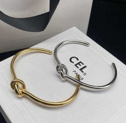 Simple Diseñador Golinete de brazalete de brazalete para mujeres Joyas de plata de oro Amantes de bodas de alta calidad CCC CCC