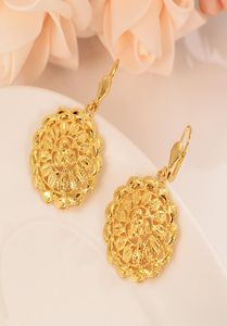 Eenvoudige Dubai Indian Ball Bride sieraden oorbellen huwelijksbetrokkenheid souvenir cadeau met 24karat Goldplated Cutout Sunflower8516789