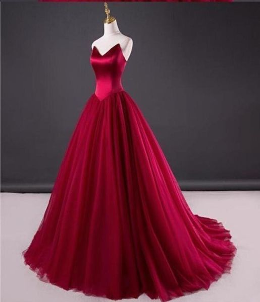 Simple élégant rouge foncé vintage robe de mariée colorée basque taille tulle jupe princesse gothique gows de mariée couture faite personnalisée n2548852