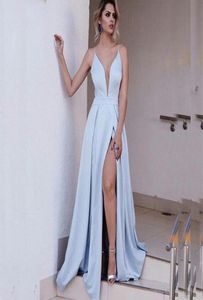 Eenvoudige elegante jurken Een lijn spaghetti riemen Deep V nek formele jurken avondjurk licht blauw ruches prom jurk op maat gemaakte4104983