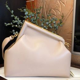 Eenvoudige avondverzorging ontwerper Eerste handtas Crossbody tas Leren handtas Mode klassieke luxe damesdraagtas Draagtas Schouderriem Reistas