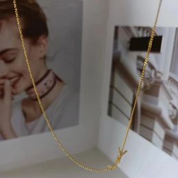 Collar de diseñador delicador delicado inicial simple 14K Gold de oro colgantes colgantes de pescador liviano 2024 0000