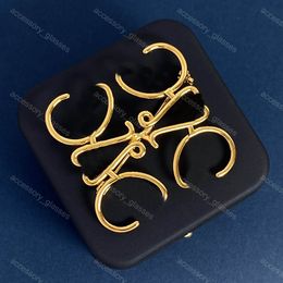 Eenvoudige Letter Pins Broche Designer Luxe Broche 925 Zilveren Sieraden Gouden Broches voor Vrouwen Gouden Broches Heren Klassieke Pin Breastpin Sjaal Pak Feestjurk Accessoire