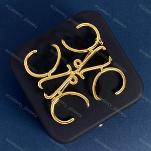 Broche de alfileres de letras simples Broche de diseñador de lujo Broche de plata 925 Broches de oro para mujeres Broches de oro para hombre Pin clásico Pasador de pecho Bufanda Traje Vestido de fiesta Accesorio