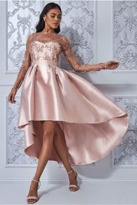 Eenvoudige lange mouwen roze hoge lage prom dresses pailletten kralen illusie lijfje korte voorste lange rug homecoming jurk meisjes a-lijn avondjurken Speciale gelegenheid