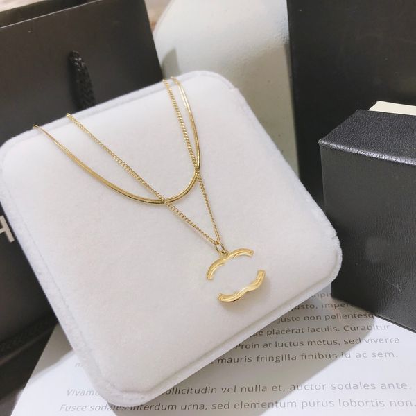 Simple Marque De Luxe Designer Pendentifs Colliers Double Couche En Acier Inoxydable Plaqué Or 18K Lettre Ras Du Cou Pendentif Collier Serpent Chaîne Bijoux Accessoires Cadeaux