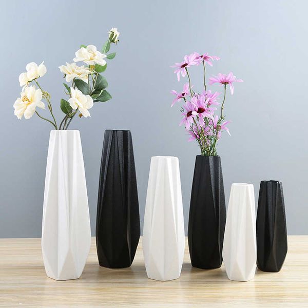 Simple moderne noir / blanc céramique art vase salon salle à manger bureau inspiration rose idéal fleur vase ornements JY 210623