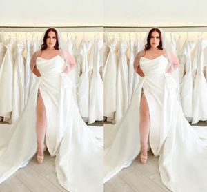 Robes de mariée sirène simples grande taille pour la mariée chérie haut côté fendu satin balayage train plage pays jardin robe de mariée vestidos de novia sur mesure