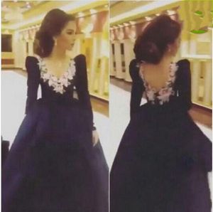 Eenvoudige Saudi Arabië 2023 Nieuwe Hot Koop Marineblauw Prom Dresses Puffy Mouwen Lage V Terug 3D Bloemen V-hals Partij jassen 862