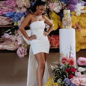 Eenvoudige korte trouwjurk strapless stretch satijn grote strik terug mini bruid feestjurken vrouwen bruidsgastjurken vestidos de novias