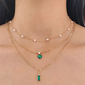 Eenvoudige gestapelde retro smaragdgroene parel meerlaagse 14k geelgouden ketting voor dames modieuze sieraden accessoires verjaardagscadeaus
