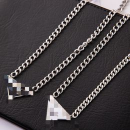 Eenvoudige driehoek ketting