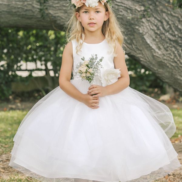 Robes de demoiselle d'honneur en organza blanc simple longueur de la cheville mignon pas cher bijou cou robes de reconstitution historique de belles filles avec fleur robe de noche