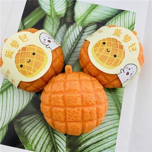 Jouet de décompression de pain d'ananas de simulation Slow Rising Toys Fun Kids cadeau Kawaii